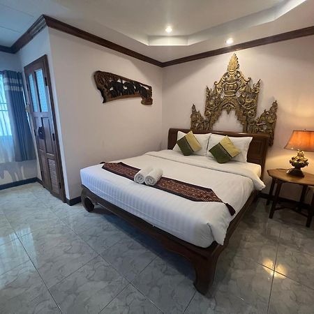 Pha Thai House Hotel Chiang Mai Exterior photo